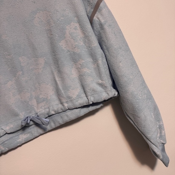 Nike Reflective Cropped Sweater - Picture 3 of 6